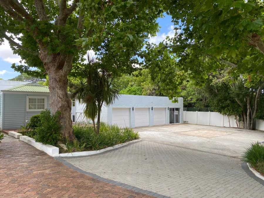 6 Bedroom Property for Sale in Constantia Western Cape